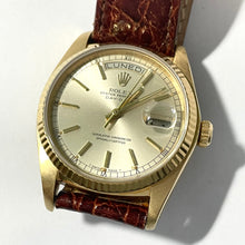 Load image into Gallery viewer, Rolex 18038 Watch with Box